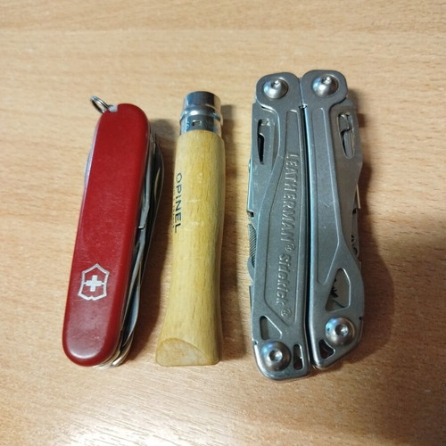 Leatherman Sidekick, Victorinox Swiss, and Opinel No6 knives like new