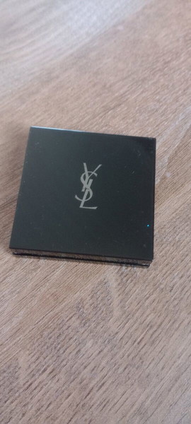 YSL σκιές ματιων