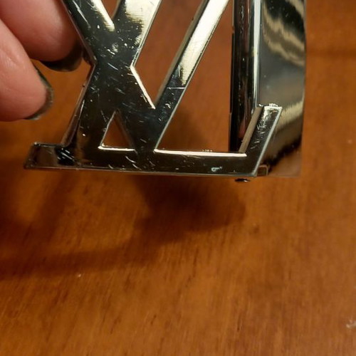 Αγκράφα ζώνης Louis Vuitton μεταχειρισμένη