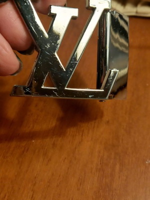 Αγκραφα ζωνης louis vuitton