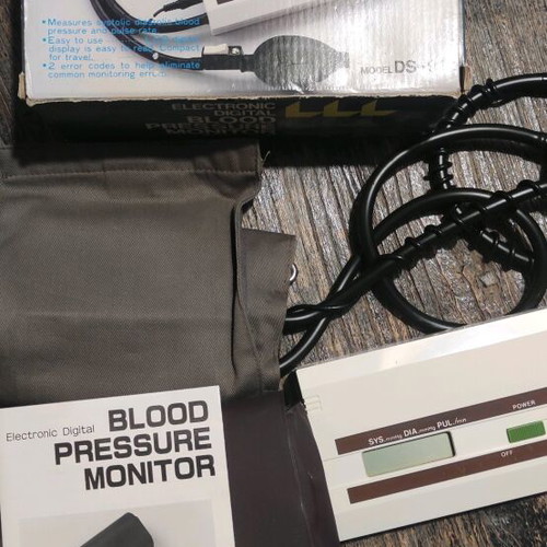 Nissei blood pressure monitor used, semi-automatic 1998