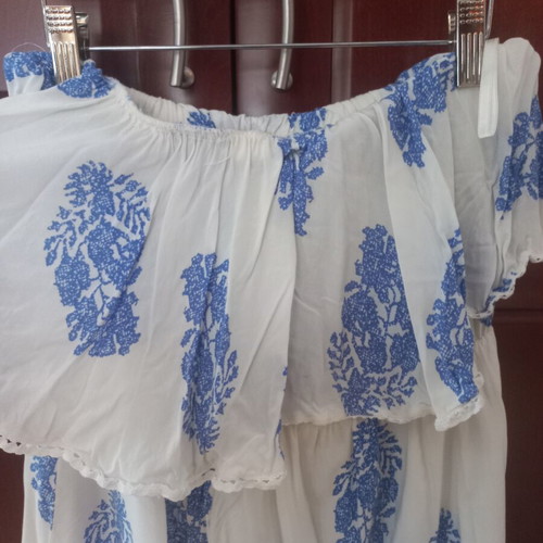 Maxi dress Toi&Moi large white with blue designs like new