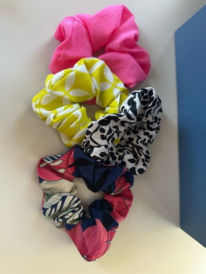 Scrunchies new and hair clips