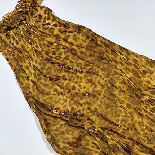 Maurizio women's clothing set metallic leopard like new with flower necklace gift leatherette