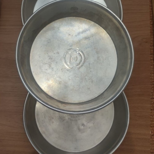 Set of 3 round baking pans 22 cm new