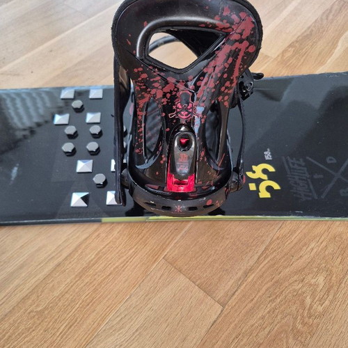 Snowboard Ride Highlight UL 158 with bindings used, ultralight