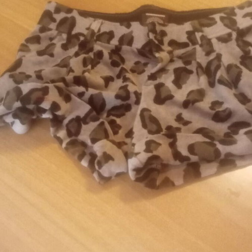 Juicy Couture Women's Leopard Velvet Shorts like new, size S