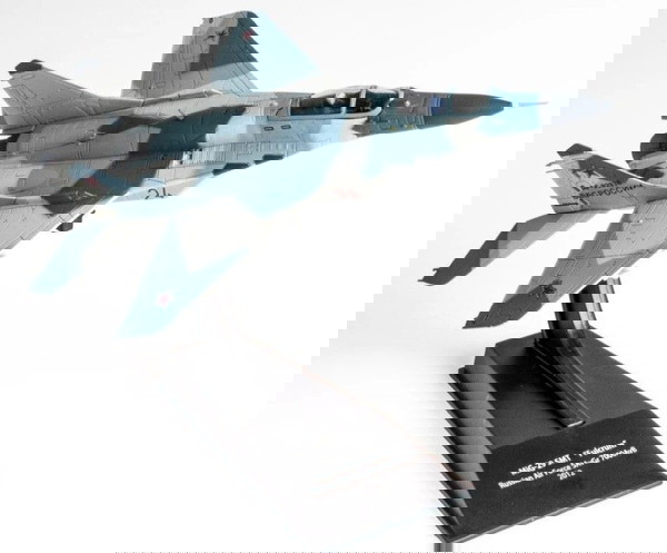 Μοντέλο αεροπλάνου MIG-29 SMT Fulcrum σε κλίμακα 1/100