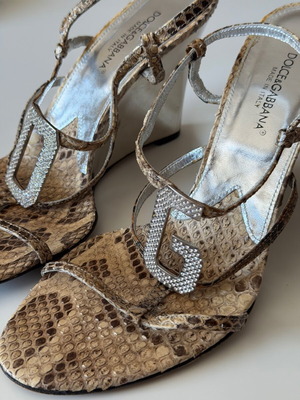 Dolce & Gabbana Snakeskin Wedge Sandals DG Crystal used, size 39.5