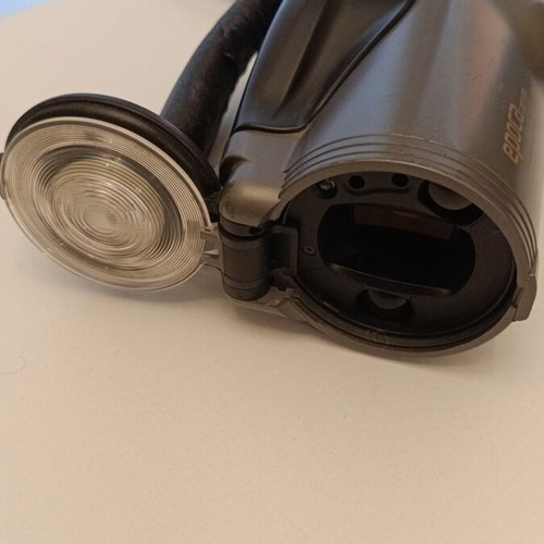 Canon camera used, not working but repairable with accessories