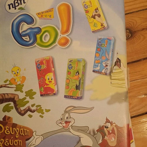 Komix collectible pack of 4 magazines new