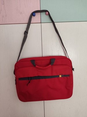 Laptop bag Case Logic like new, red, 33x44x6 cm
