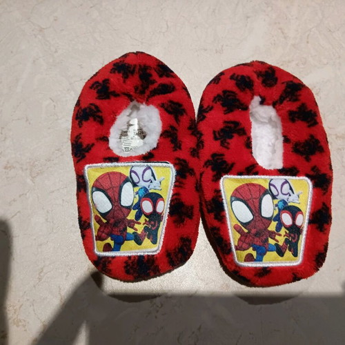 Spiderman slipper socks like new, size 23/26, non-slip