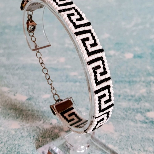 Handmade meander bracelet with Miyuki beads made to order