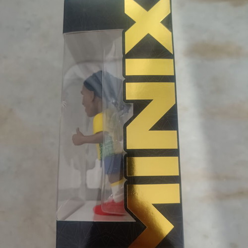 Minix Ronaldinho collectible figurine, pack of 8