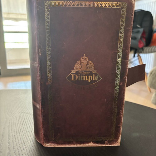 Dimple 15 in book-alike case, like new, sealed, 70cl 40%