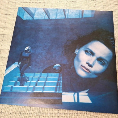 Belinda Carlisle Heaven On Earth LP like new, rock
