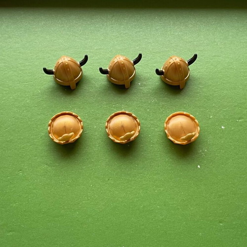 Playmobil gold helmets and hats with decoration like new