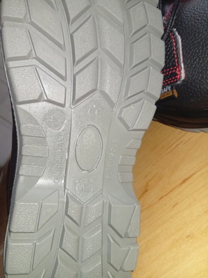 Work shoes new, size 43, black