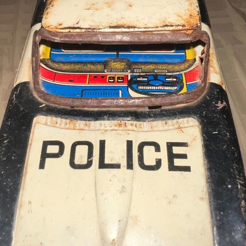 Tin car used with working wheels, rare