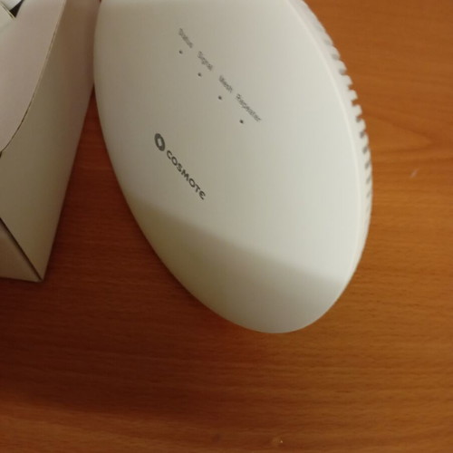 Cosmote Home Speed WiFi Router like new, open box condition