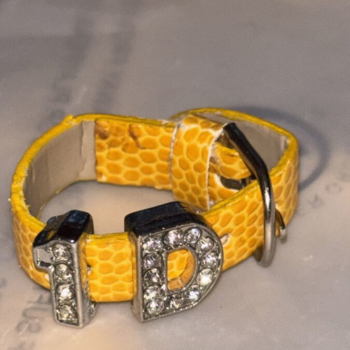 One Direction vintage ring new, yellow