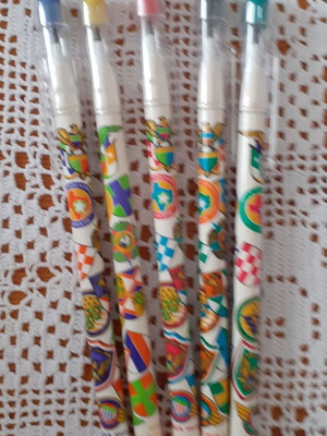 Magic pencils new, set of 5 with tips