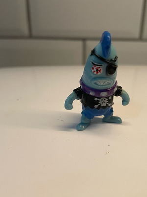 SpongeBob figure used from 2006 kinder series