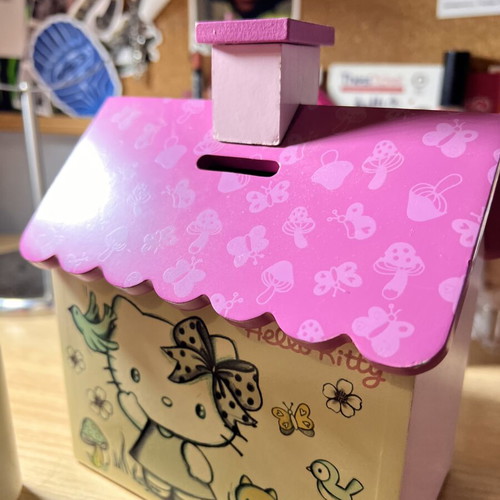 Sanrio Hello Kitty Wooden Piggy Bank like new with mirror