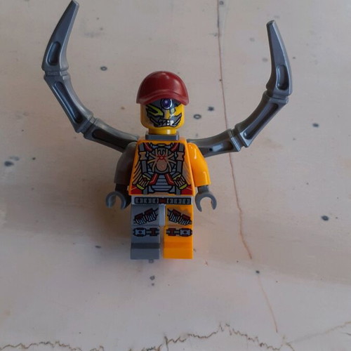 Spyclops LEGO Ultra Agents like new from set 70166 2015
