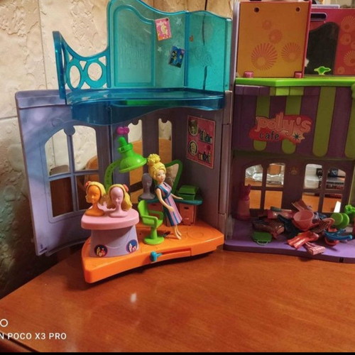 Polly Pocket Cafe used