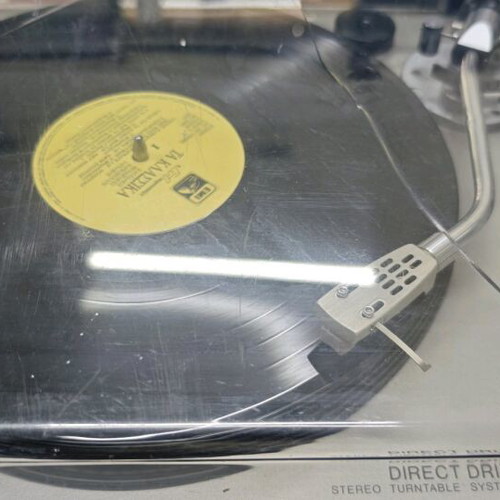Sony PS 3300 Direct Drive turntable used with cracked lid