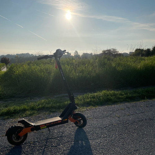 Kukirin G3 electric scooter lightly used