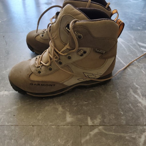 Garmont Tundra hiking boots used, beige, size 41