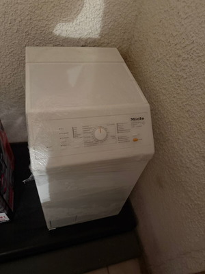 Miele washing machine W668 F WCS 45cm like new