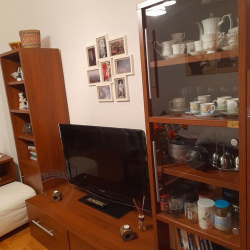 Living room composition with 2 bookcases, TV unit with drawer and 2 connecting shelves like new