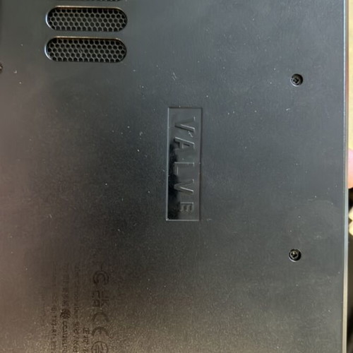 Steam Deck LCD 256GB like new with charger and case