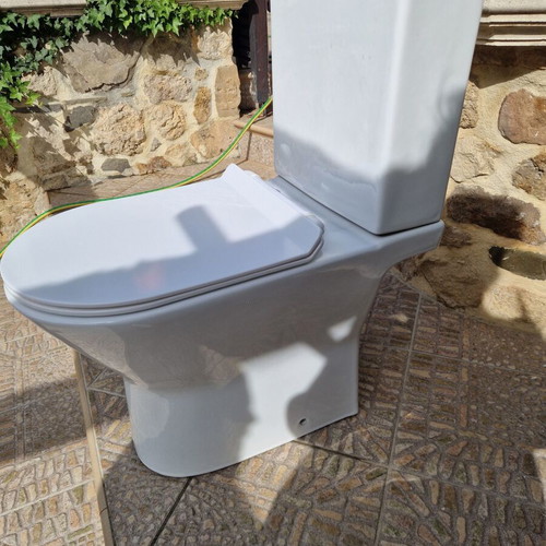 Floor Standing Toilet Forma Vita like new