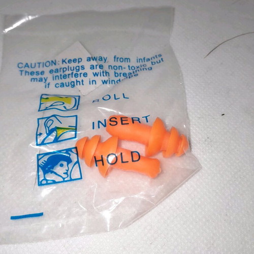 Earplugs like new, pack of 19 pieces