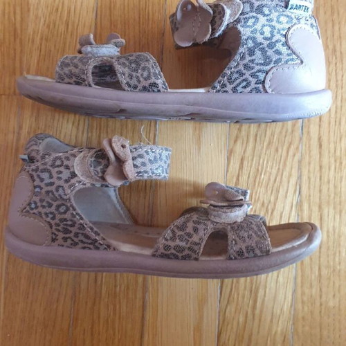 Bartek sandals used, size 25