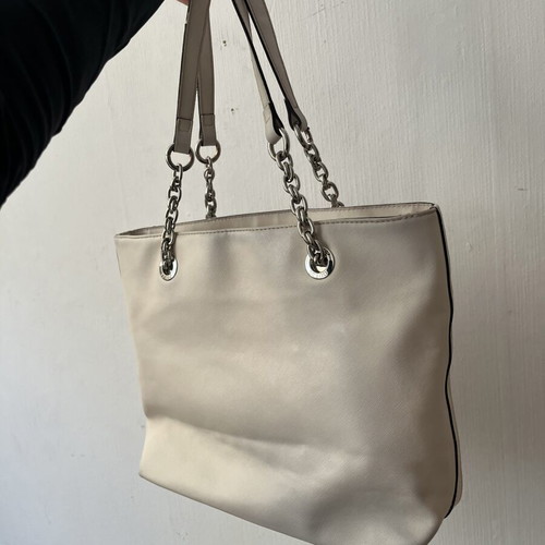 Guess shoulder bag used, white and beige