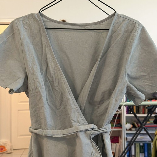 Green pastel wrap dress new, size L