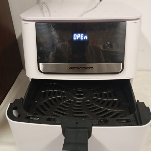 Air fryer 6.5 liter like new, good working condition