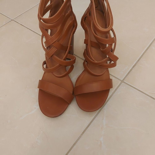Sandals like new, high platform, size 39, brown