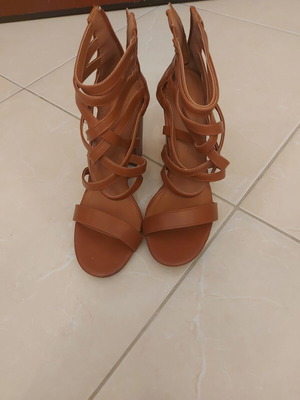 Sandals like new, high platform, size 39, brown
