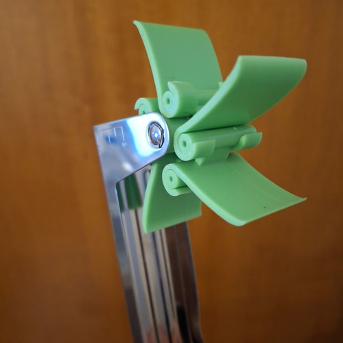 Stainless Steel Windmill Watermelon Slicer Cutter, green