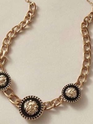 Necklace new with lion design stainless steel
