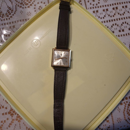 Carronade Vintage 17 Jewels Incabloc Swiss Made Square Men's Watch used