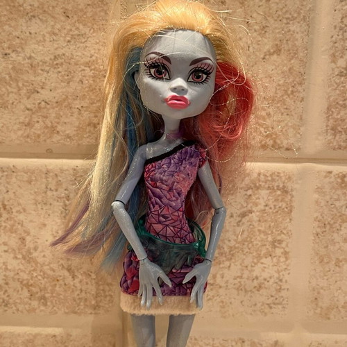 Monster High Doll Abbey Bominable like new Mattel 2013