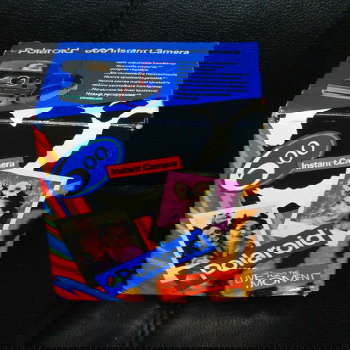 Φωτογραφική μηχανή Polaroid 600 μεταχειρισμένη σε κουτί